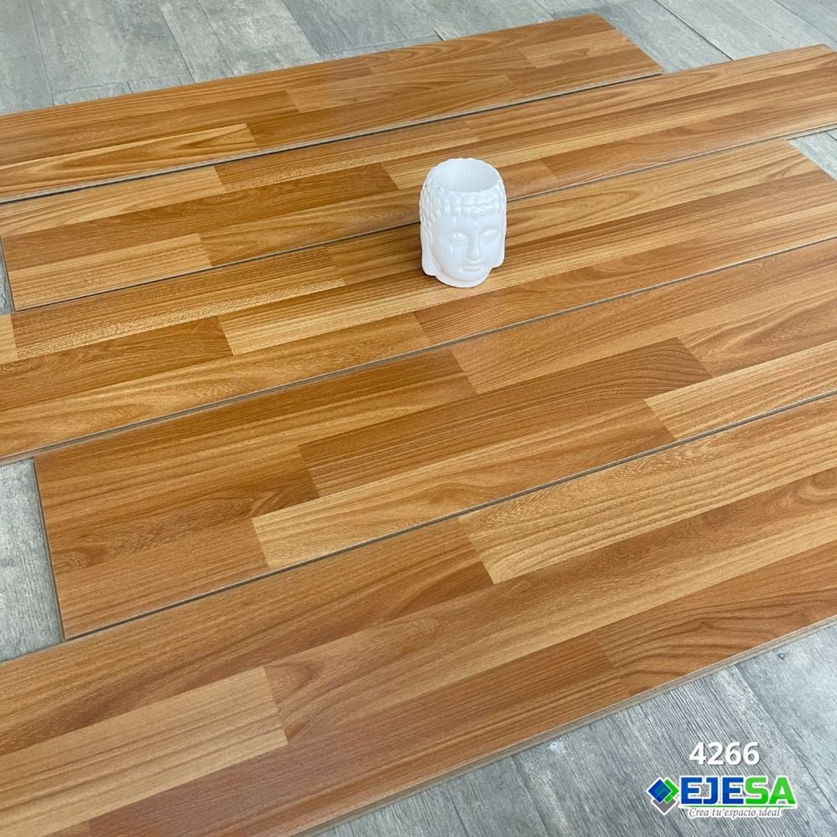 EJESA CREA TU ESPACIO IDEAL - PISO LAMINADO 4266 – 2.911 m2 – 1.219×19.9 CM