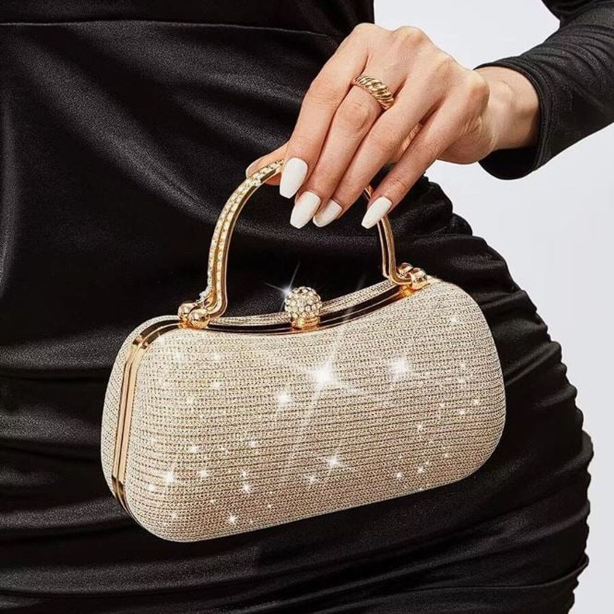 GENERICO - BOLSA DE MANO NUDE CON BRILLOS PARA FIESTAS