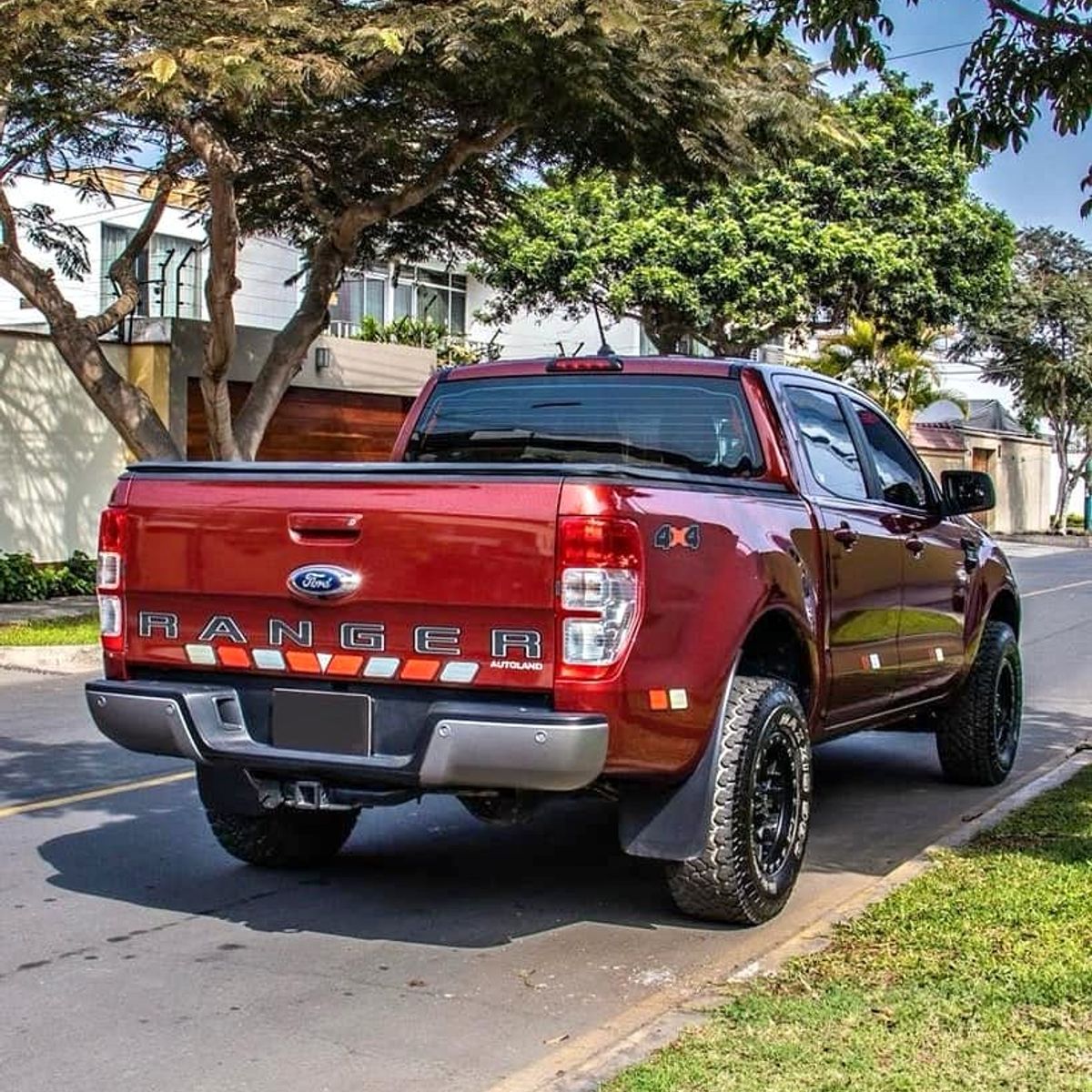 GENERICO - TAPABARRO IMPORTADO PICK UP FORD RANGER