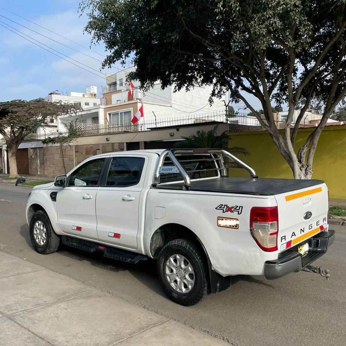 GENERICO - TAPABARRO IMPORTADO PICK UP FORD RANGER