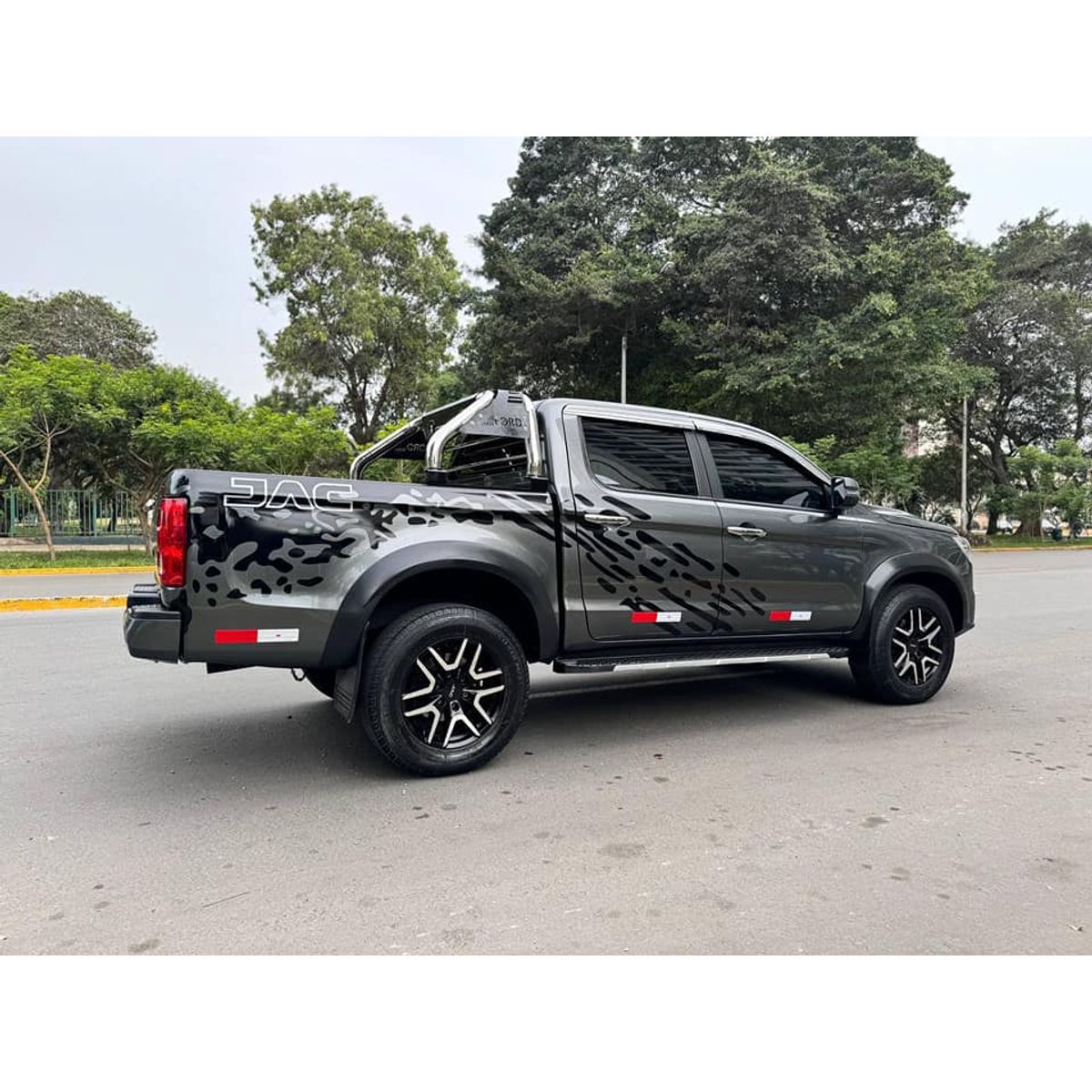 GENERICO - TAPABARRO IMPORTADO PARA JAC T8