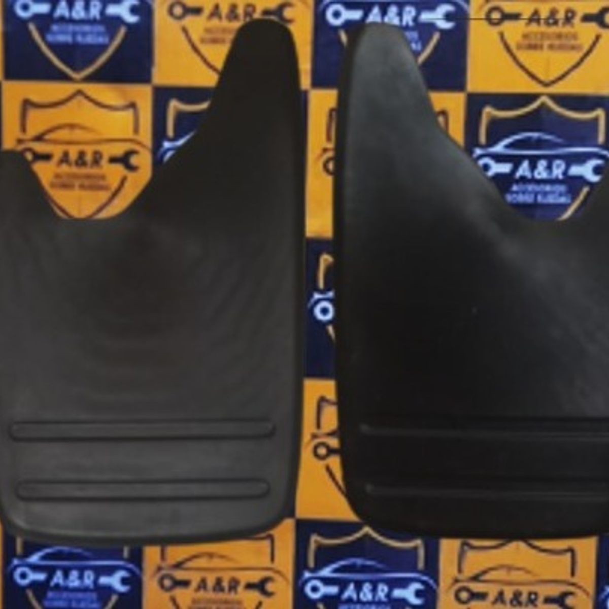 GENERICO - TAPABARRO IMPORTADO PICK UP TOYOTA HILUX