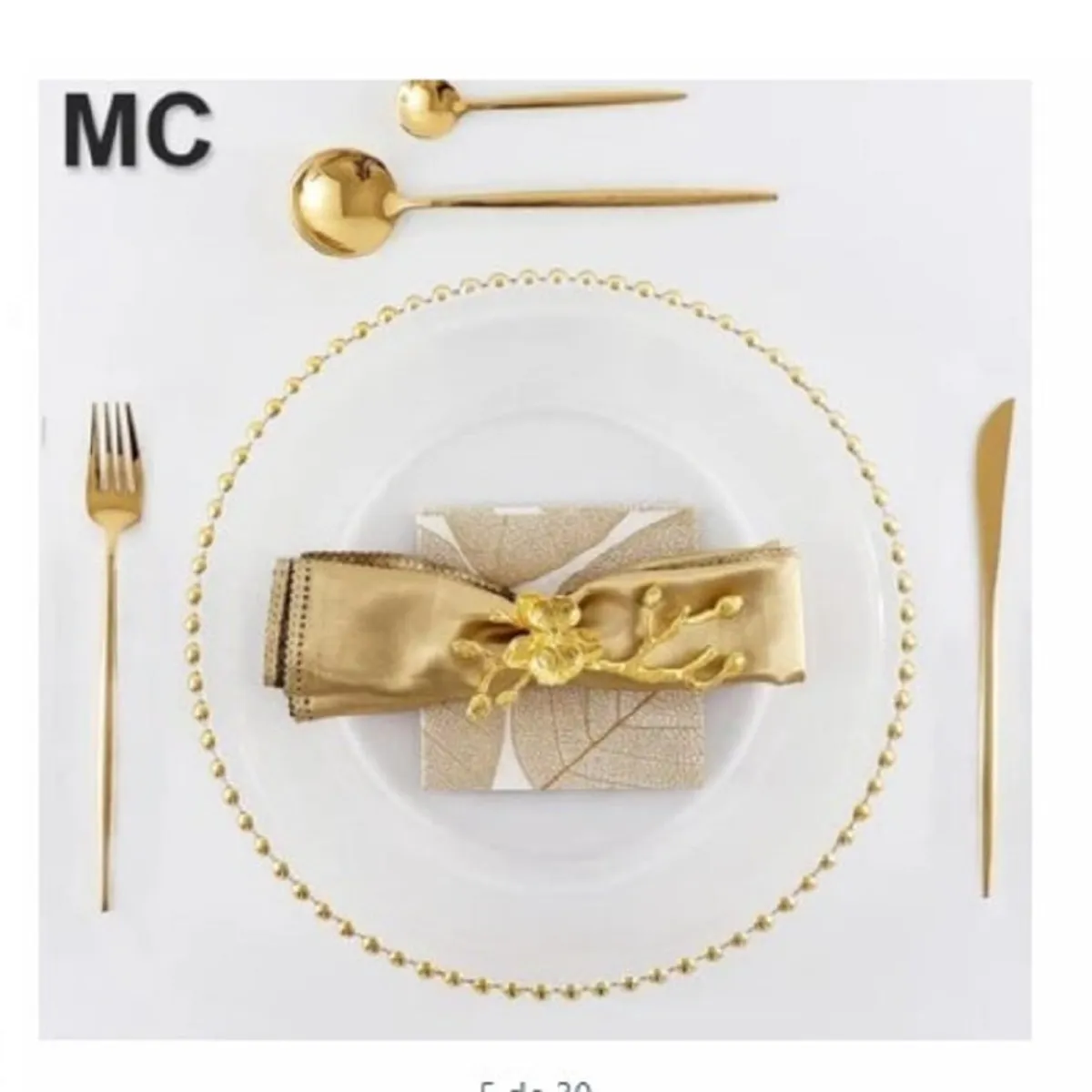 GENERICO - PLATO DE SITIO DE VIDRIO CON BORDES DORADOS PREMIUM