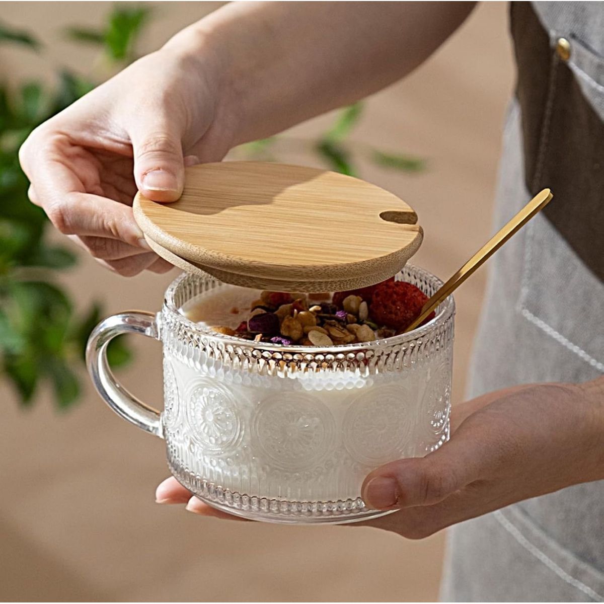 GENERICO - 4 TAZAS BOHEMIA DE VIDRIO CON TAPA DE BAMBU Y CUCHARITA 350ML