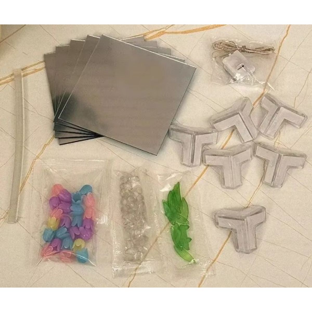 GENERICO - Cubo Lampara de Tulipanes Infinito Multicolor para Armar