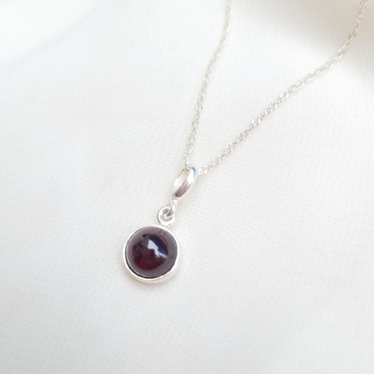 INTUERI - Collar Maru Granate 9mm