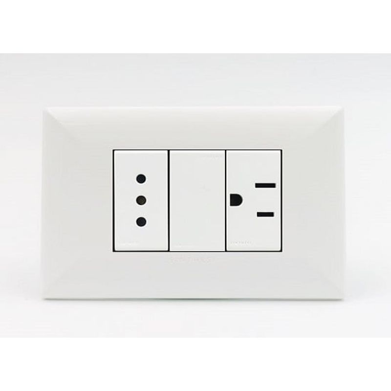 SINTHESI - TOMACORRIENTE DOBLE  01 DE 3 EN LINEA Y 01 AMERICANO S17 SINTHESI