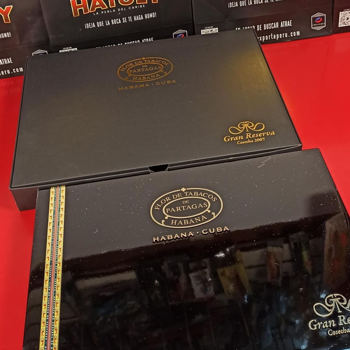 GENERICO - CAJA ELEGANTE DECORATIVA 15 LUSITANIAS