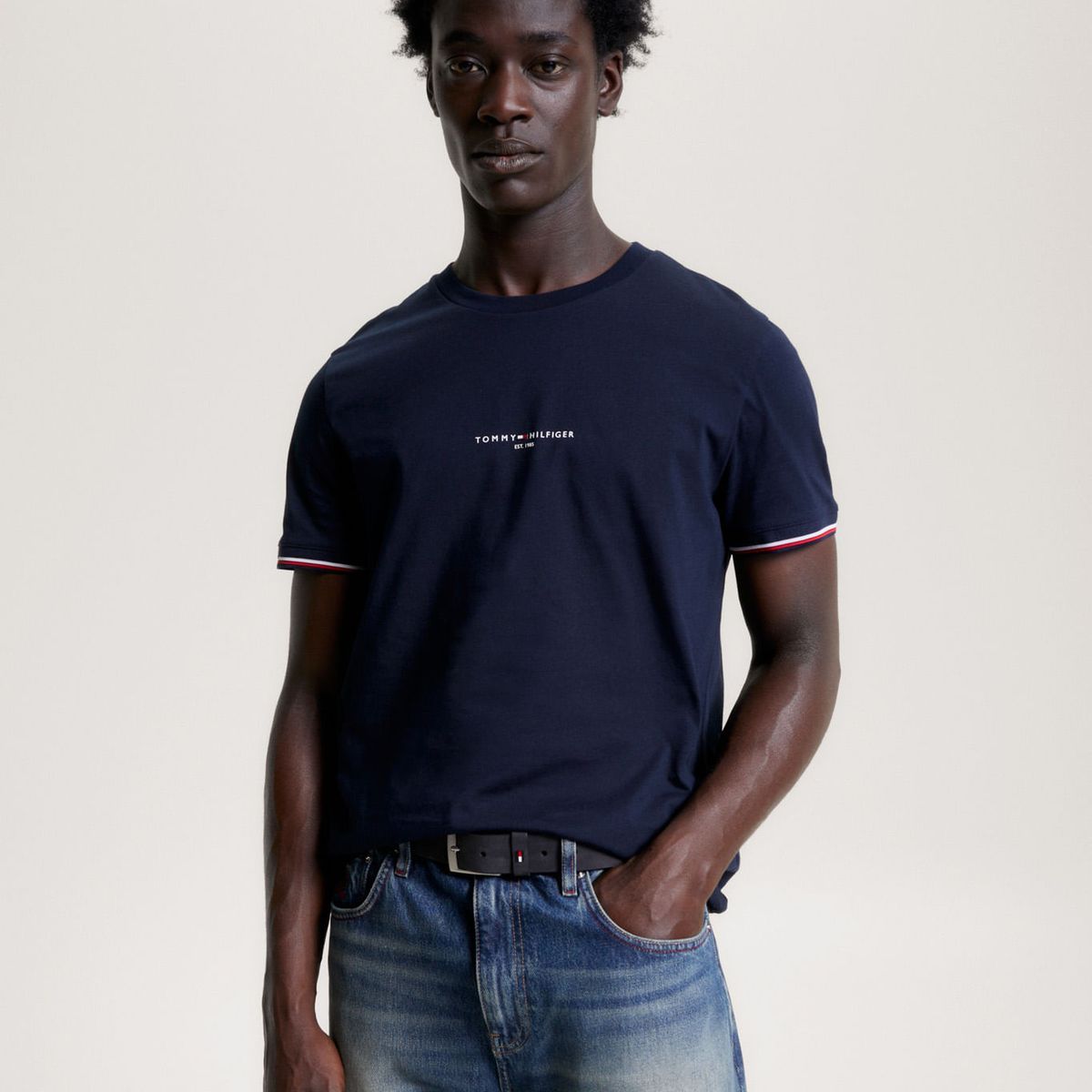TOMMY HILFIGER - CAMISETA TOMMY LOGO TIPPED TEE