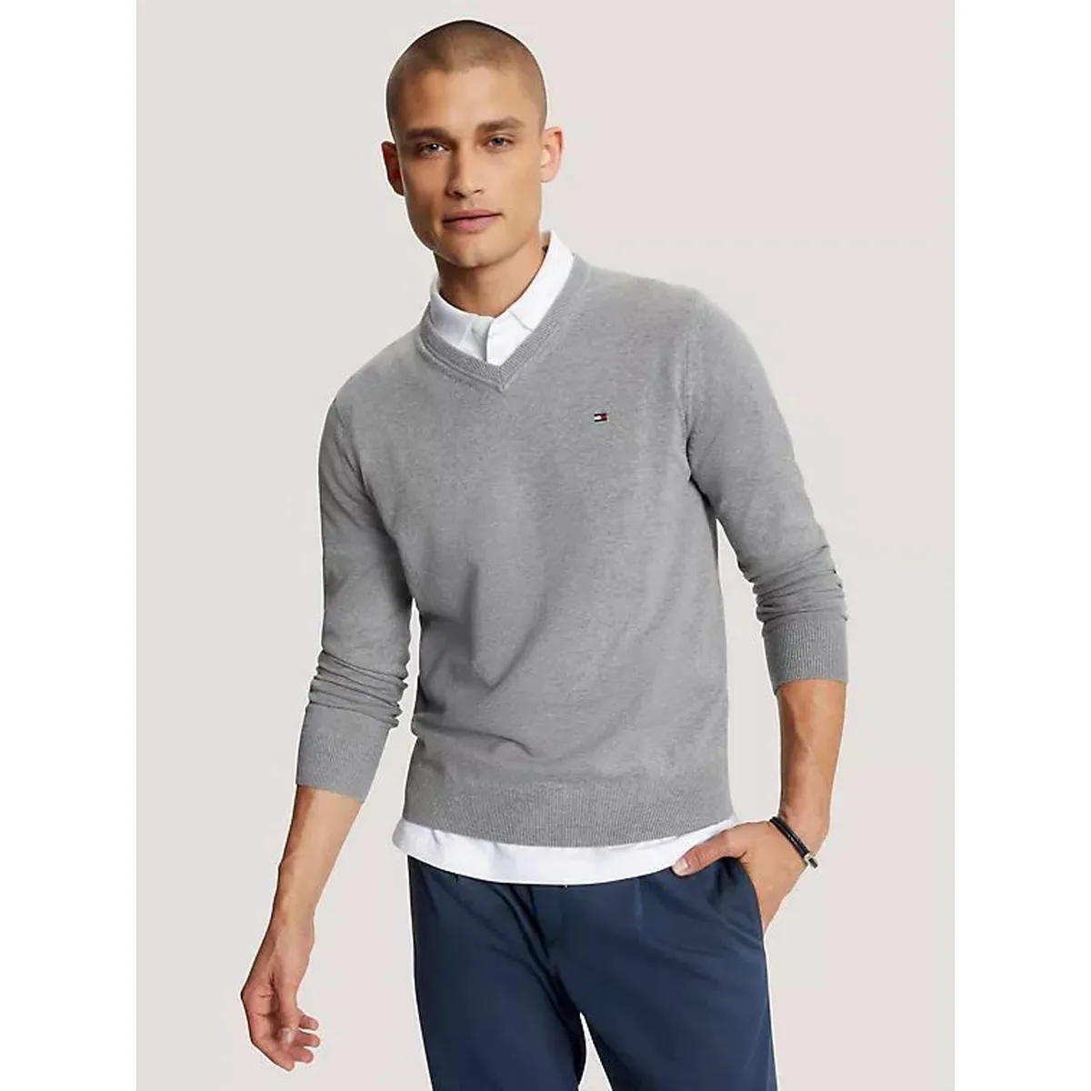 TOMMY HILFIGER - SWEATER M SYRACUSE VNECK SWEATER