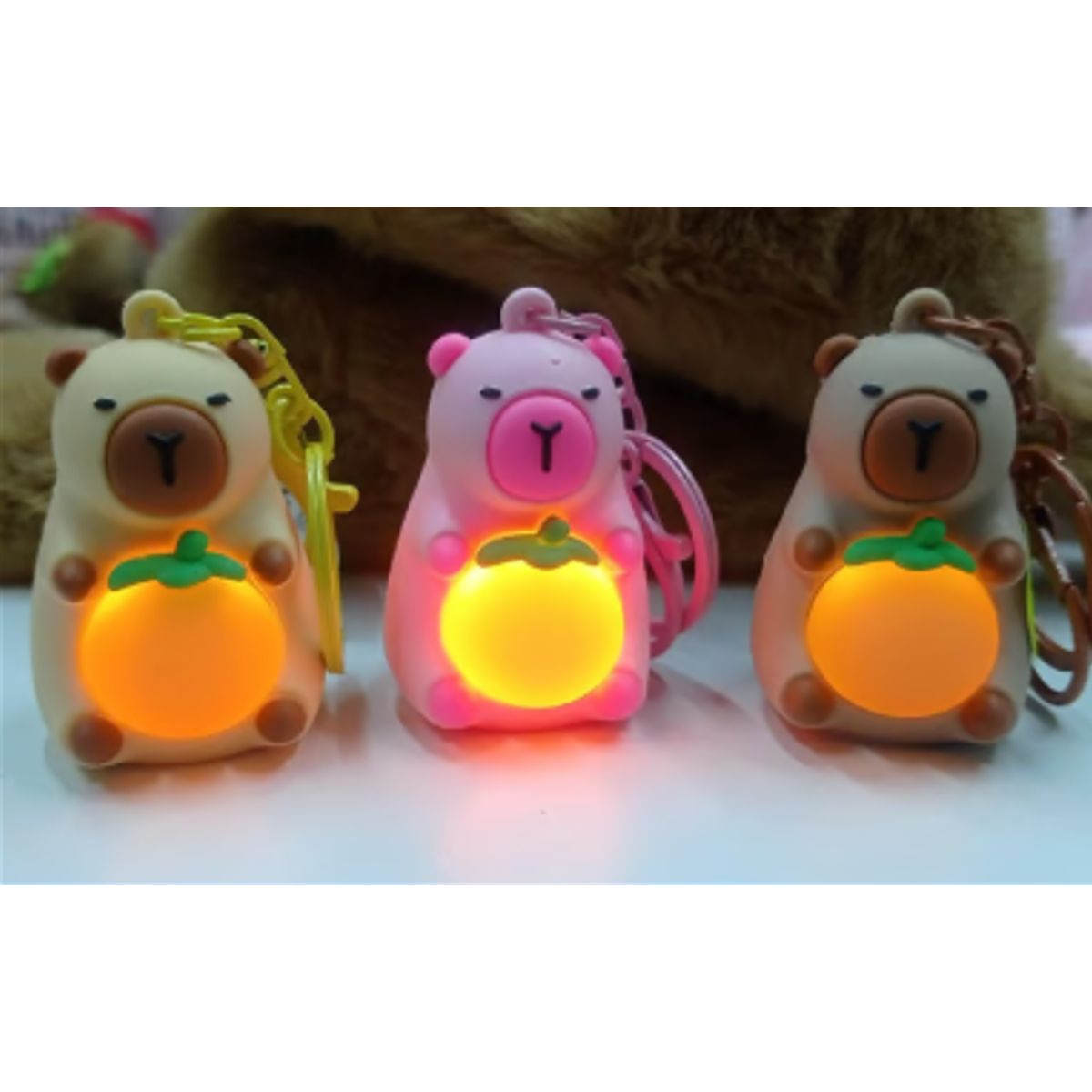 GENERICO - Llavero Capibara con luces