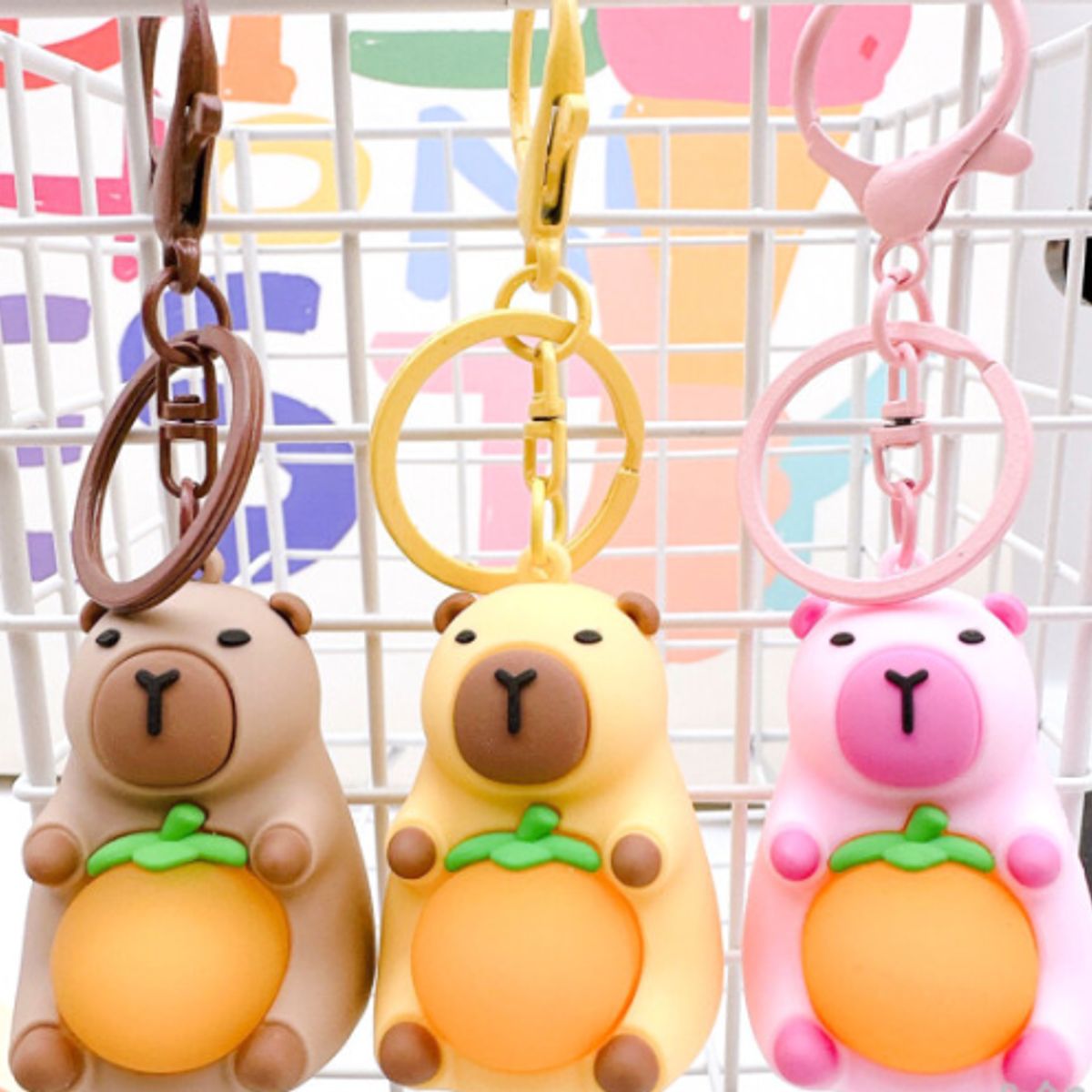 GENERICO - Llavero Capibara con luces