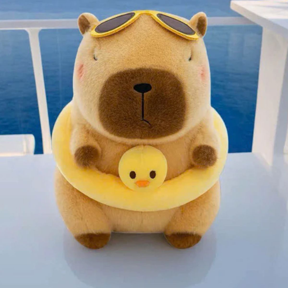 GENERICO - Peluche Capibara Playero 30cm