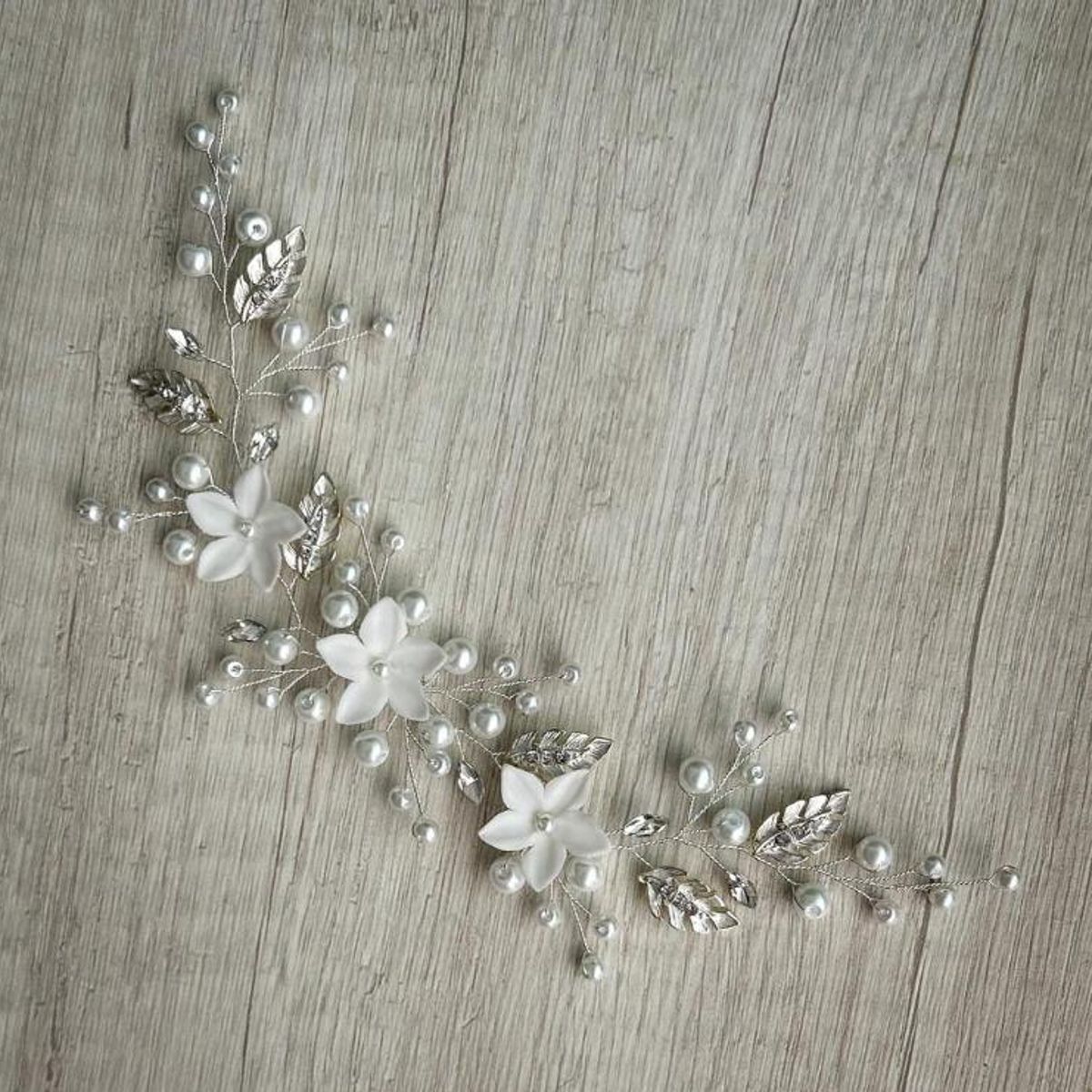 ANADE HANDMADE - TOCADO TIARA ACCESORIO PARA NOVIA