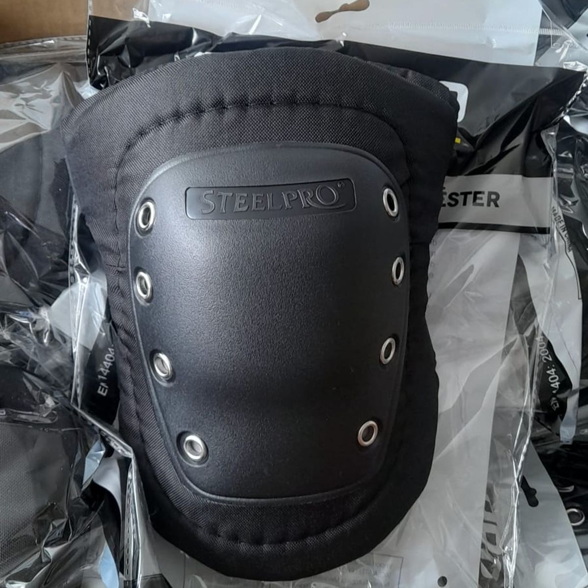 STEEL PRO - RODILLERA  PROFESIONAL POLIÉSTER STEELPRO