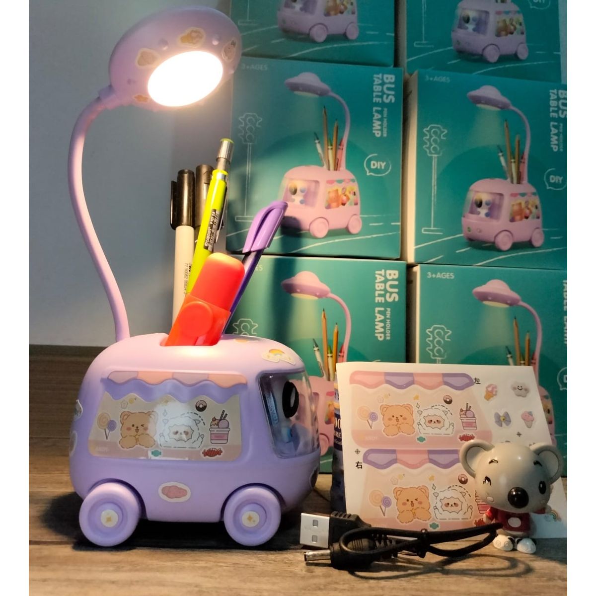 GENERICO - LAMPARA DE ESCRITORIO ASTRONAUTA LILA