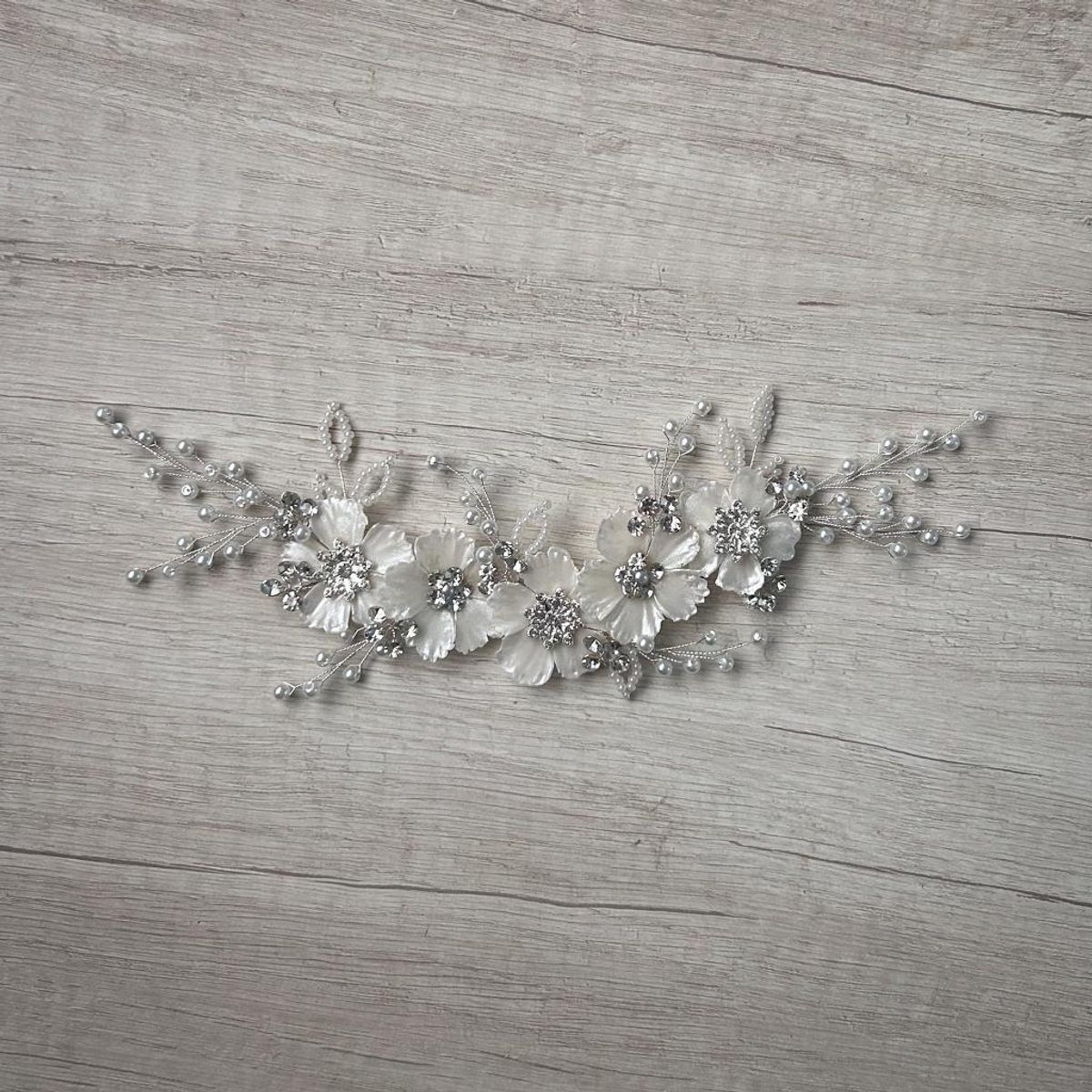 ANADE HANDMADE - TOCADO TIARA ACCESORIO PARA NOVIA