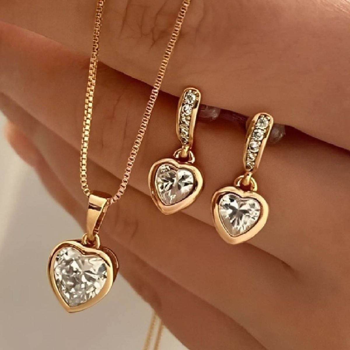 NO LOGO - Set Collar Aretes Corazon Acero Diseño Exclusivo + Estuche