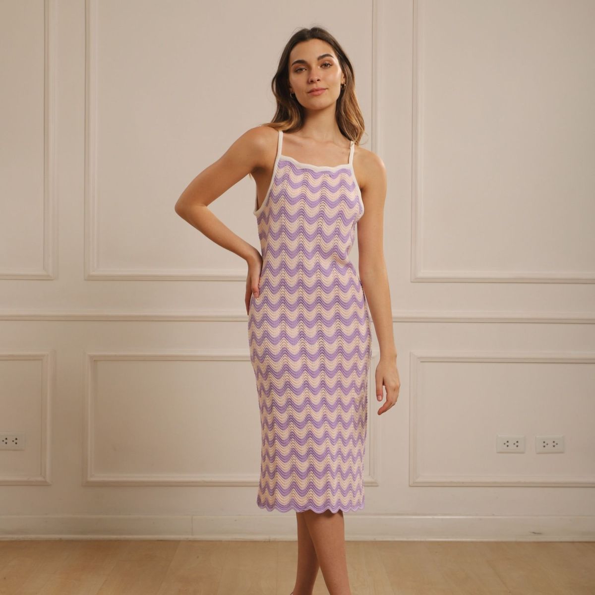 MAJA - Vestido Midi Tejido Olas Pasteles