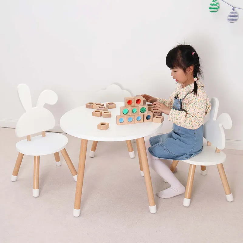 GULI GULI - SET DE MESA Y SILLAS DE MADERA MONTESSORI BLANCO
