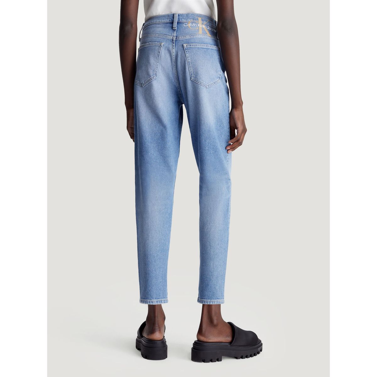 CALVIN KLEIN - JEAN MOM WOMEN JEAN CK