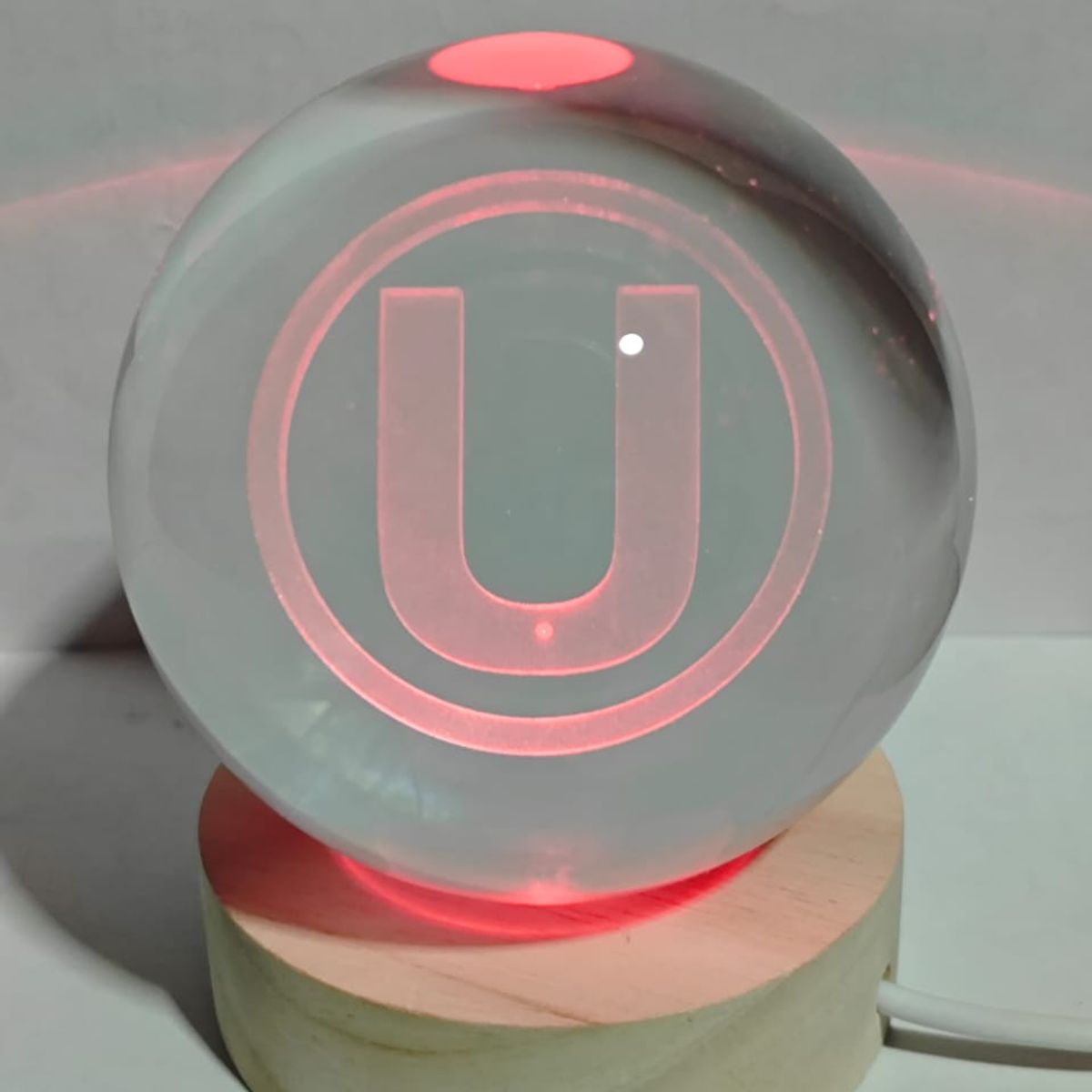 GENERICO - Lampara Bola de Cristal Multicolor USB - U 8 cm