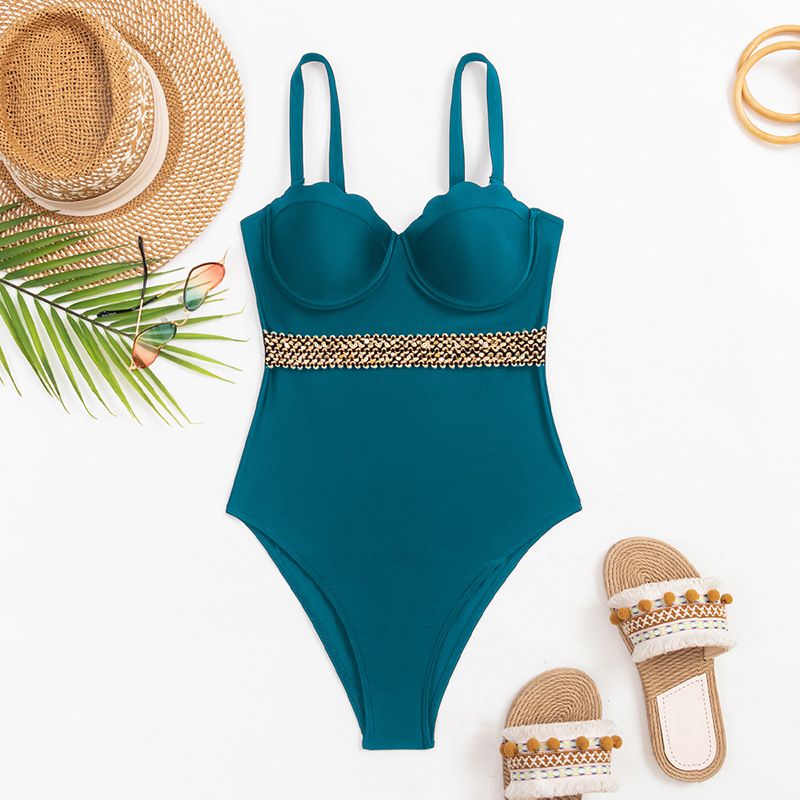 GENERICO - ENTERIZO CON COPA CON ONDAS