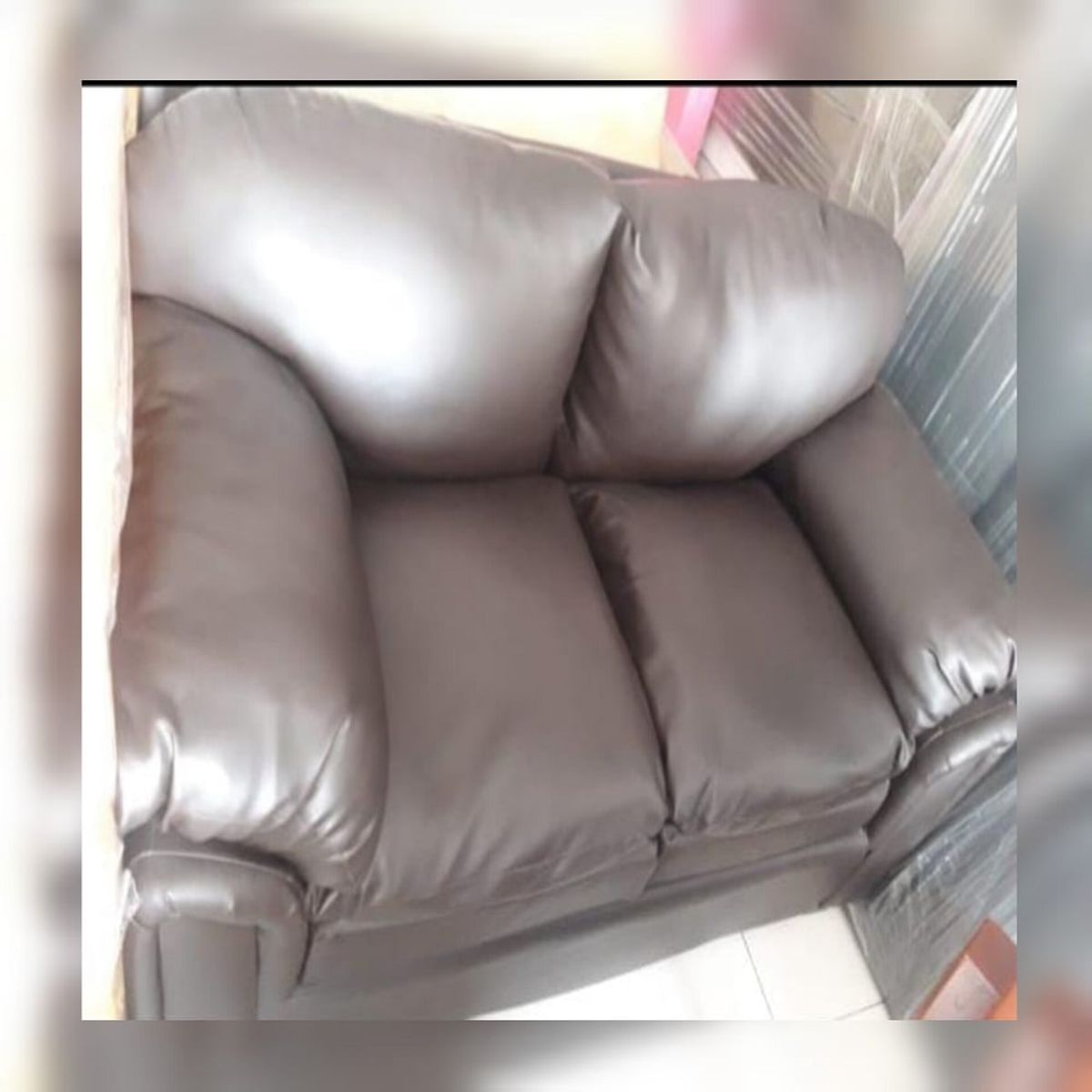 MOBILIARI - MP Oulet Sofá 2 asientos London Ultracuero - Marrón