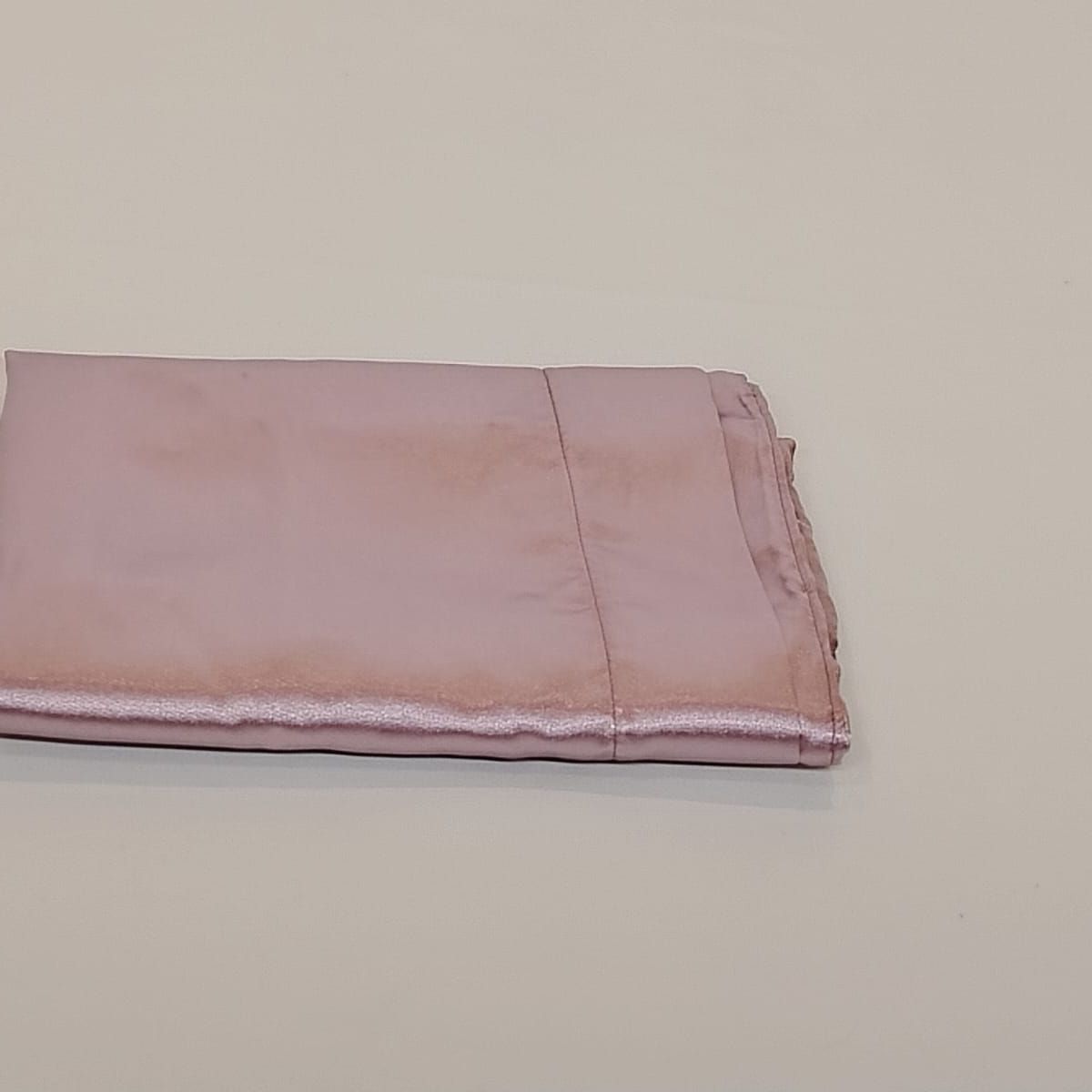 GENERICO - FUNDA DE ALMOHADA DE SATÍN MALVA + 1 scunchie