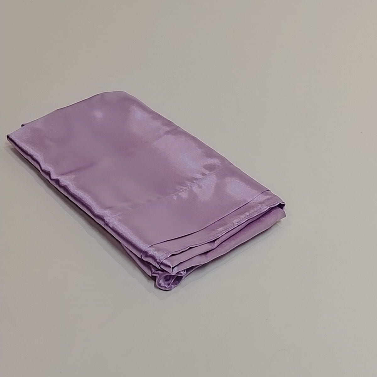 GENERICO - FUNDA DE ALMOHADA DE SATÍN LILA + 1 SCRUNCHIE