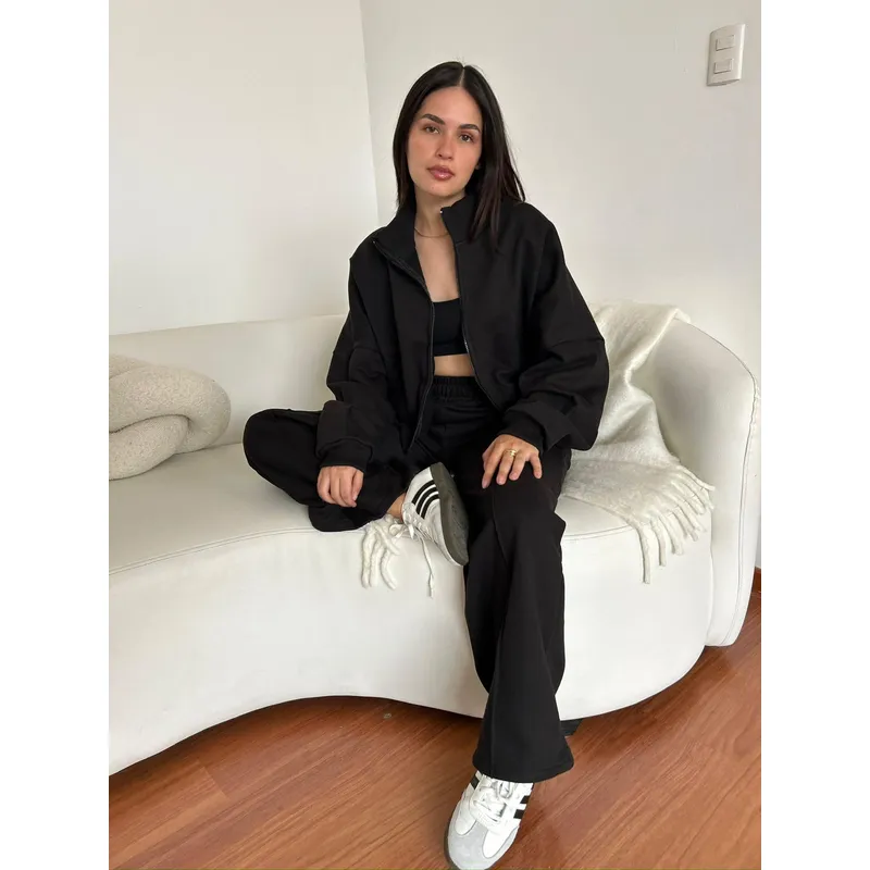 AMA OUTFITTERS - CONJUNTO DE BUZO SET ROMAN