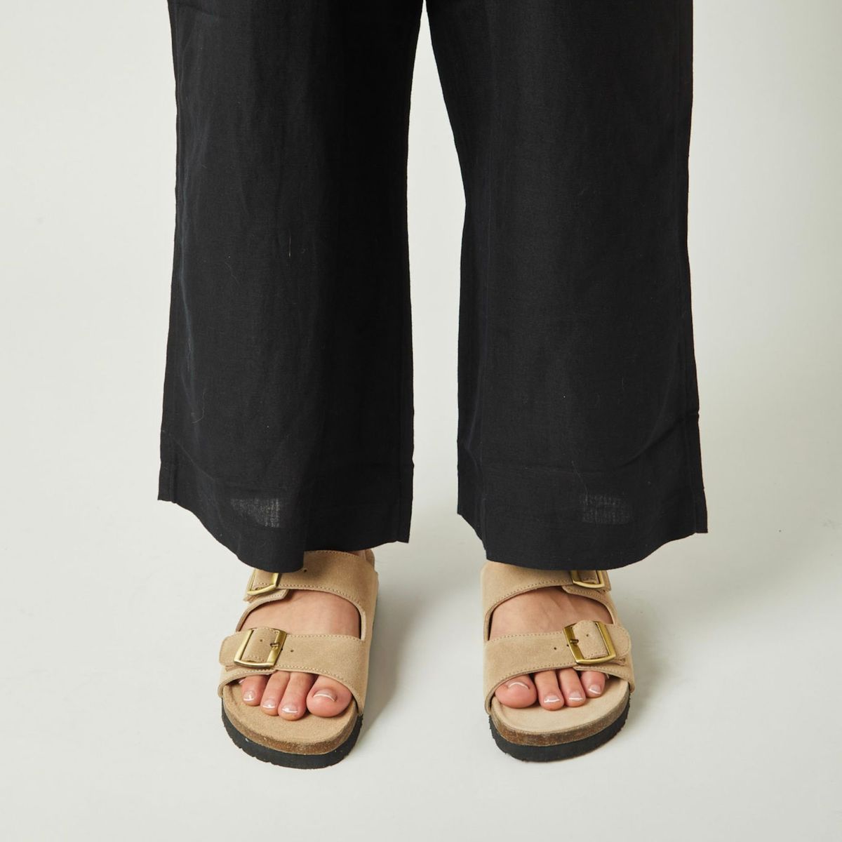 WHITE - Sandalias Honey de cuero color beige