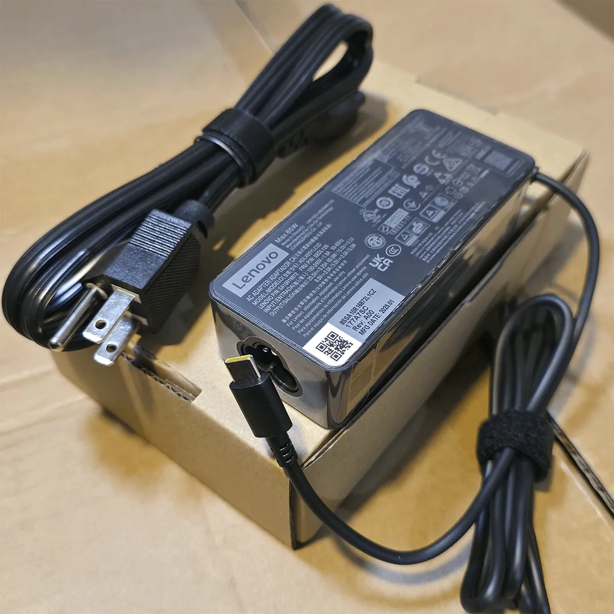 LENOVO - cargador lenovo  ( tipo C - 65w ) NUEVO