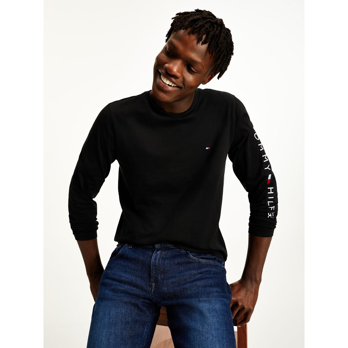 TOMMY HILFIGER - CAMISETA TOMMY LOGO LONG SLEEVE TEE