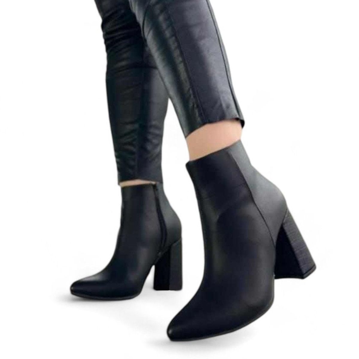 GENERICO - Botin Mujer Taco 9 Despiadada Gamuza 1399 5C-60 Color Negro.-