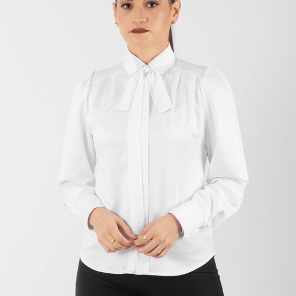 TULULA - Blusa Mujer Corbatín