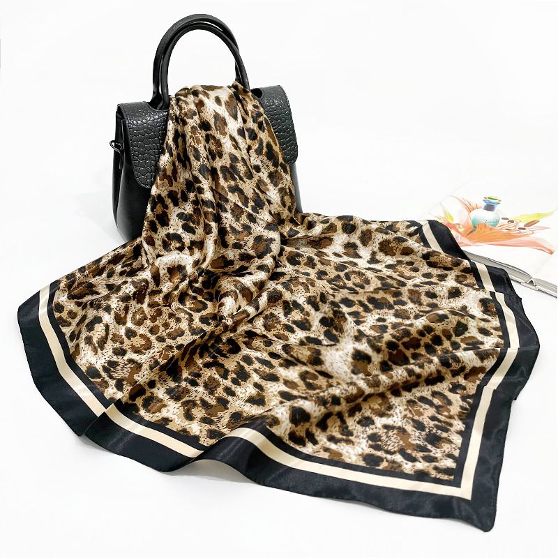 KAST PE - Pañoleta Bandana Pañuelo Leonela de 90x90cm