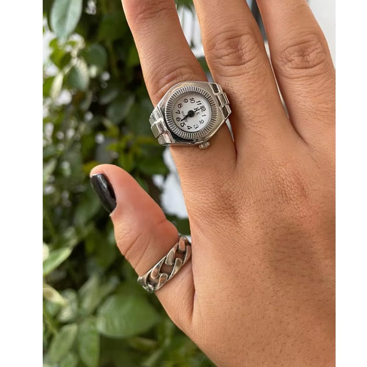 GENERICO - ANILLO RELOJ CIRCULAR METAL PLATEADO FONDO BLANCO