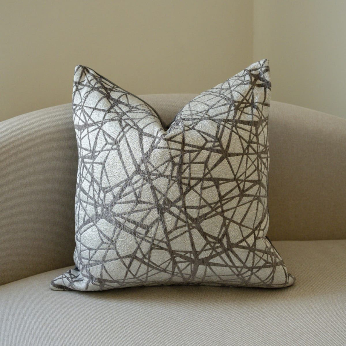 CLAUDIA RIVA HOME - Cojín Silver Glow + relleno de poliester