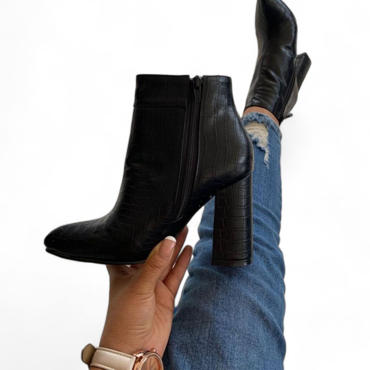 GENERICO - Botin Mujer Yomar Elegante Larbado1299P-68 Color Negro