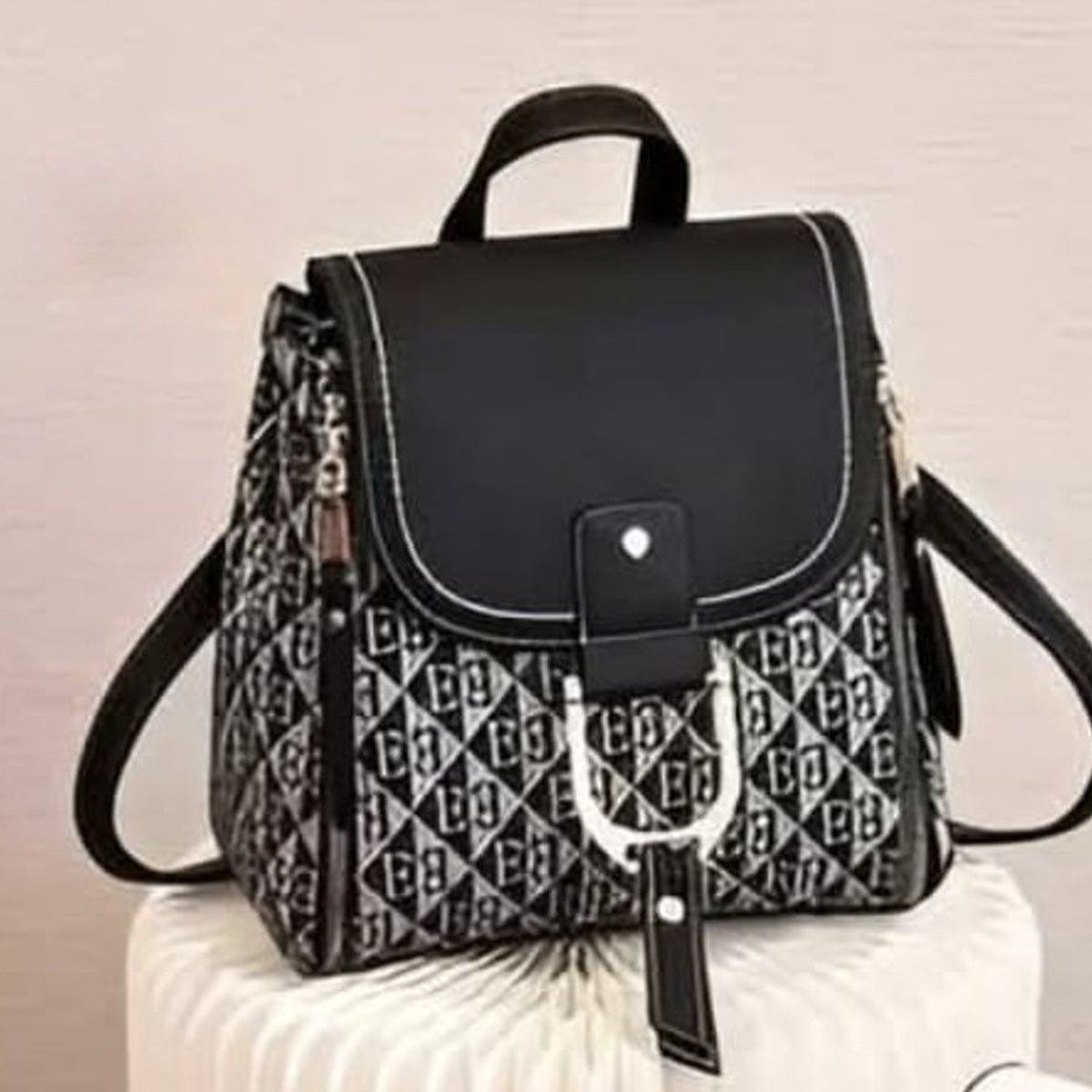 GENERICO - CARTERA MOCHILA BOLSO PREMIUN ALTA CALIDAD NEGRO