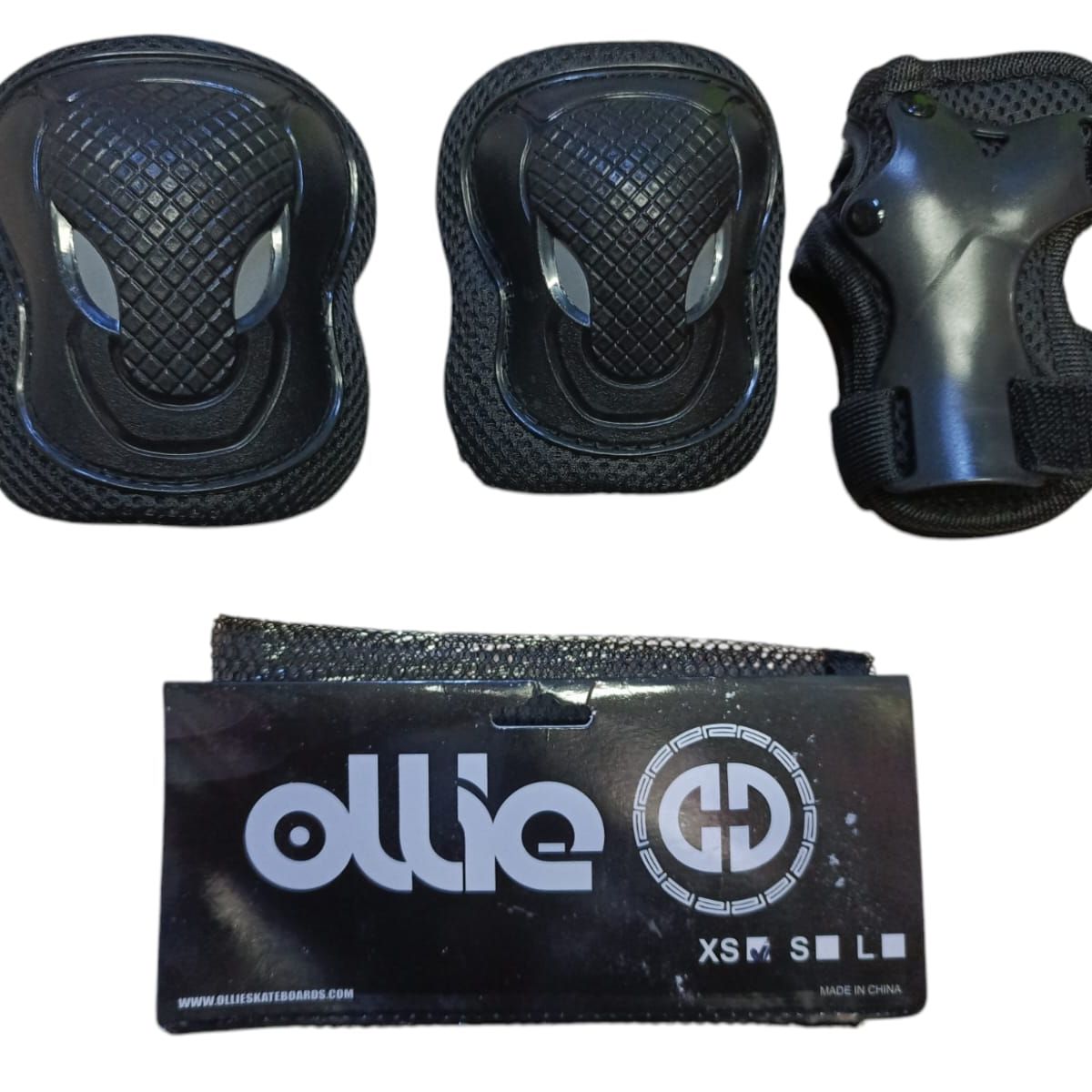 OLLIE - KIT DE PROTECCION TALLA S NEGRO