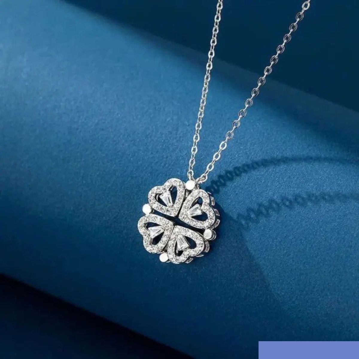 GENERICO - Collar trebol de corazones