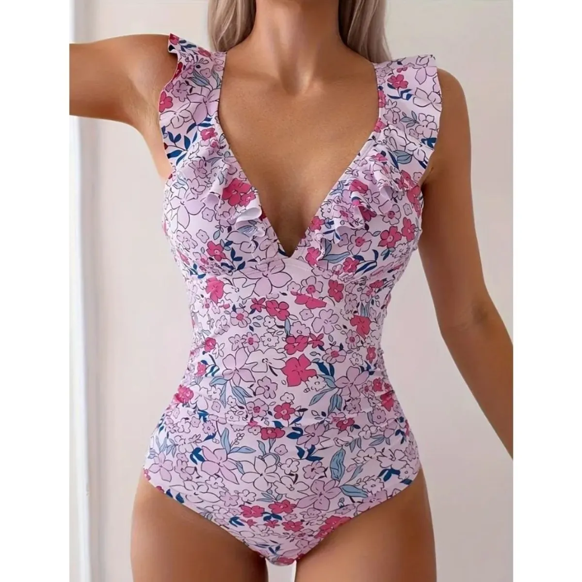 GENERICO - TRAJE DE BAÑO ENTERO CON COPA Y FORRO