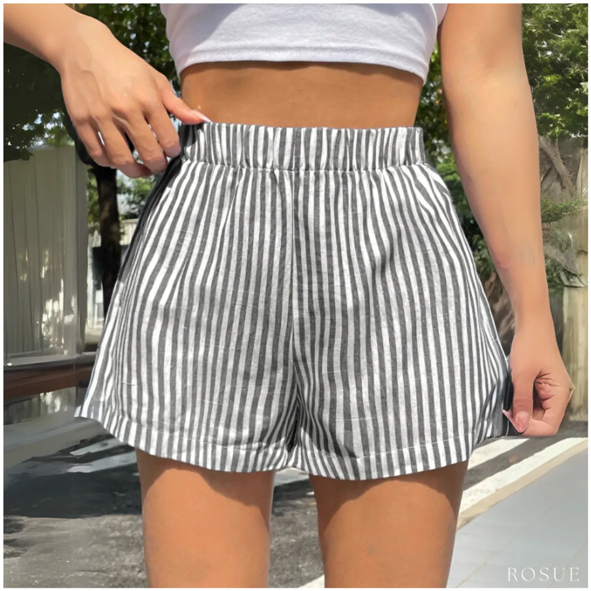 ROSUE - Short casual Lino Rayas con bolsillos