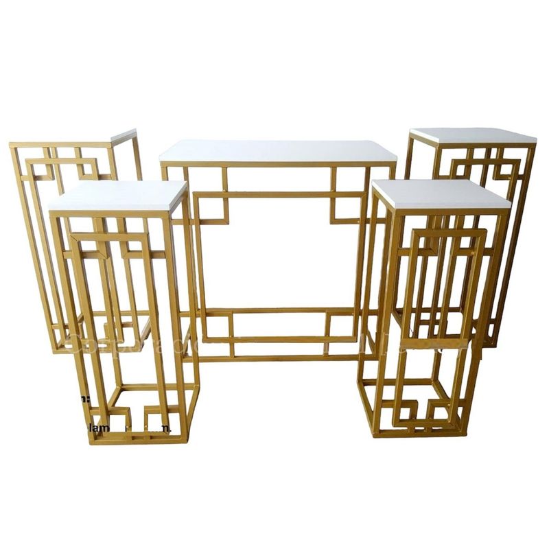 OEM - 5 MESAS ROMANAS DECORATIVAS NAKED + ARO 2x2Mt