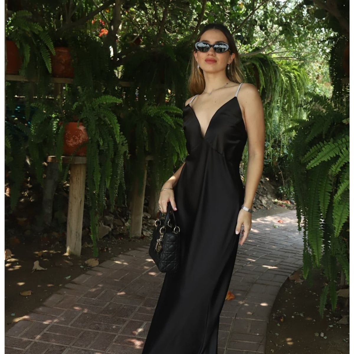 BETWEEN US - Vestido Largo Victoria