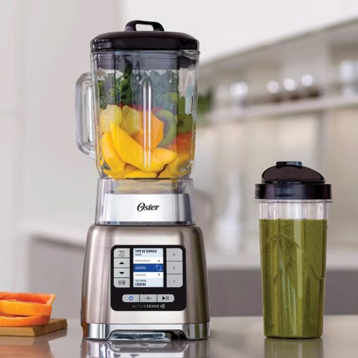 OSTER - Licuadora ActiveSense Oster + Vaso Blend N Go BLSTTDG NBG