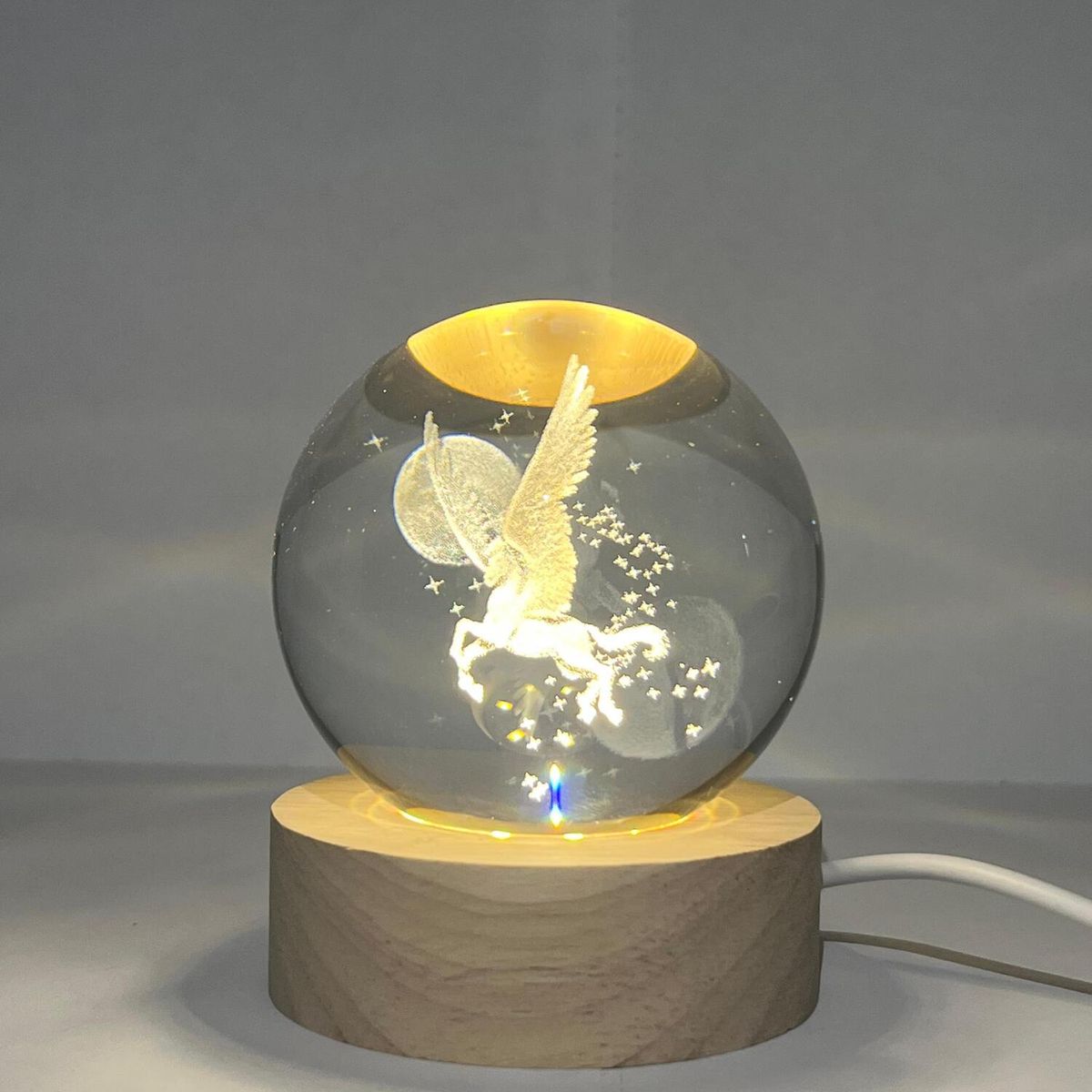 GENERICO - Lampara Bola de Cristal USB - Pegaso 6 cm