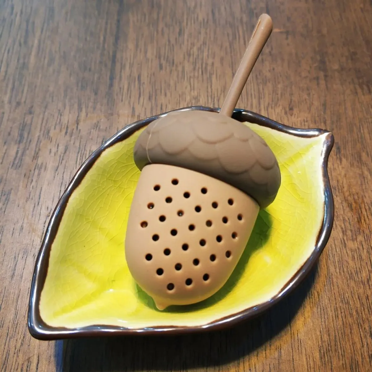 AURELA - Infusor de Té en forma de Bellota
